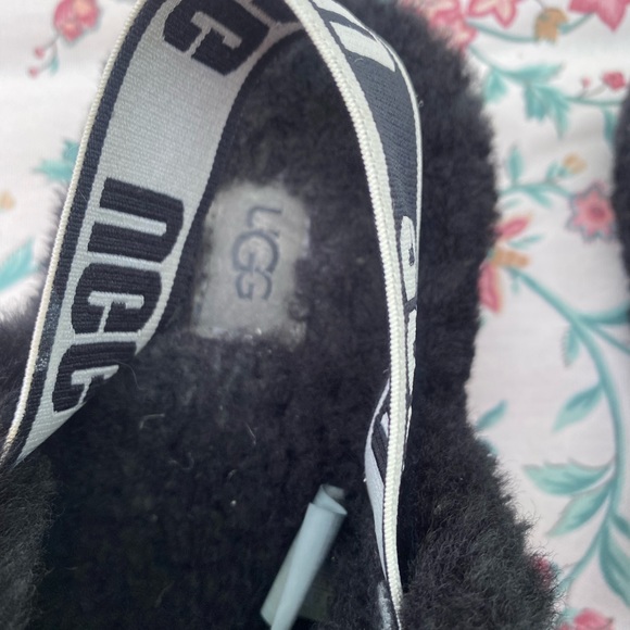 UGG shearling sandals! - Picture 4 of 9